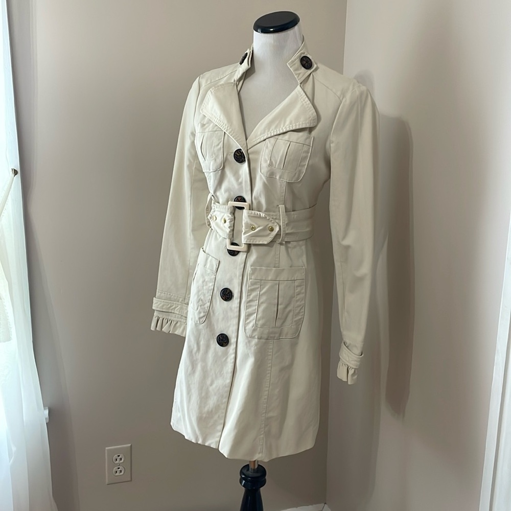 Fully lined coat. Runs small